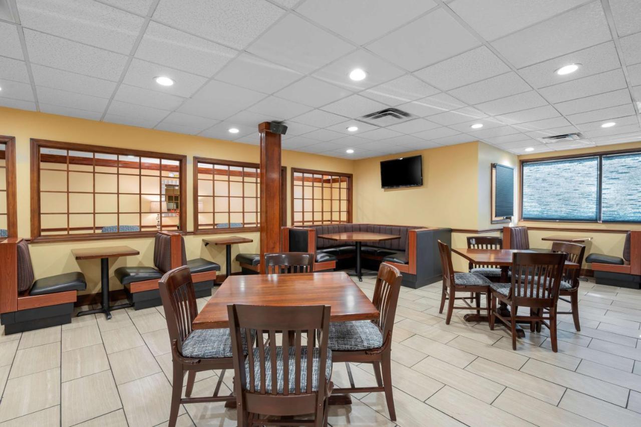 Hotel Western East Inn&suites 3*