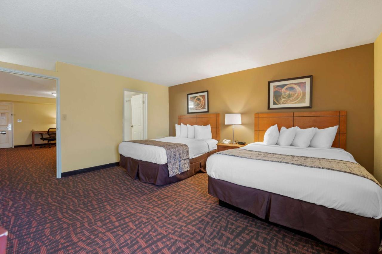 Hotel Western East Inn&suites Louisville-Jefferson County