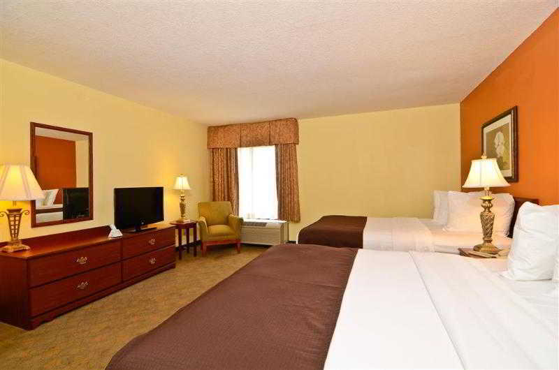 Western East Inn&suites Hotel