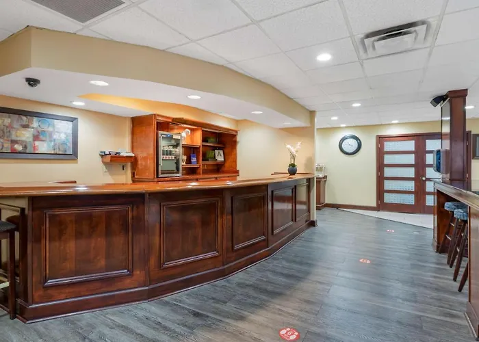 Best Western Louisville East Inn & Suites