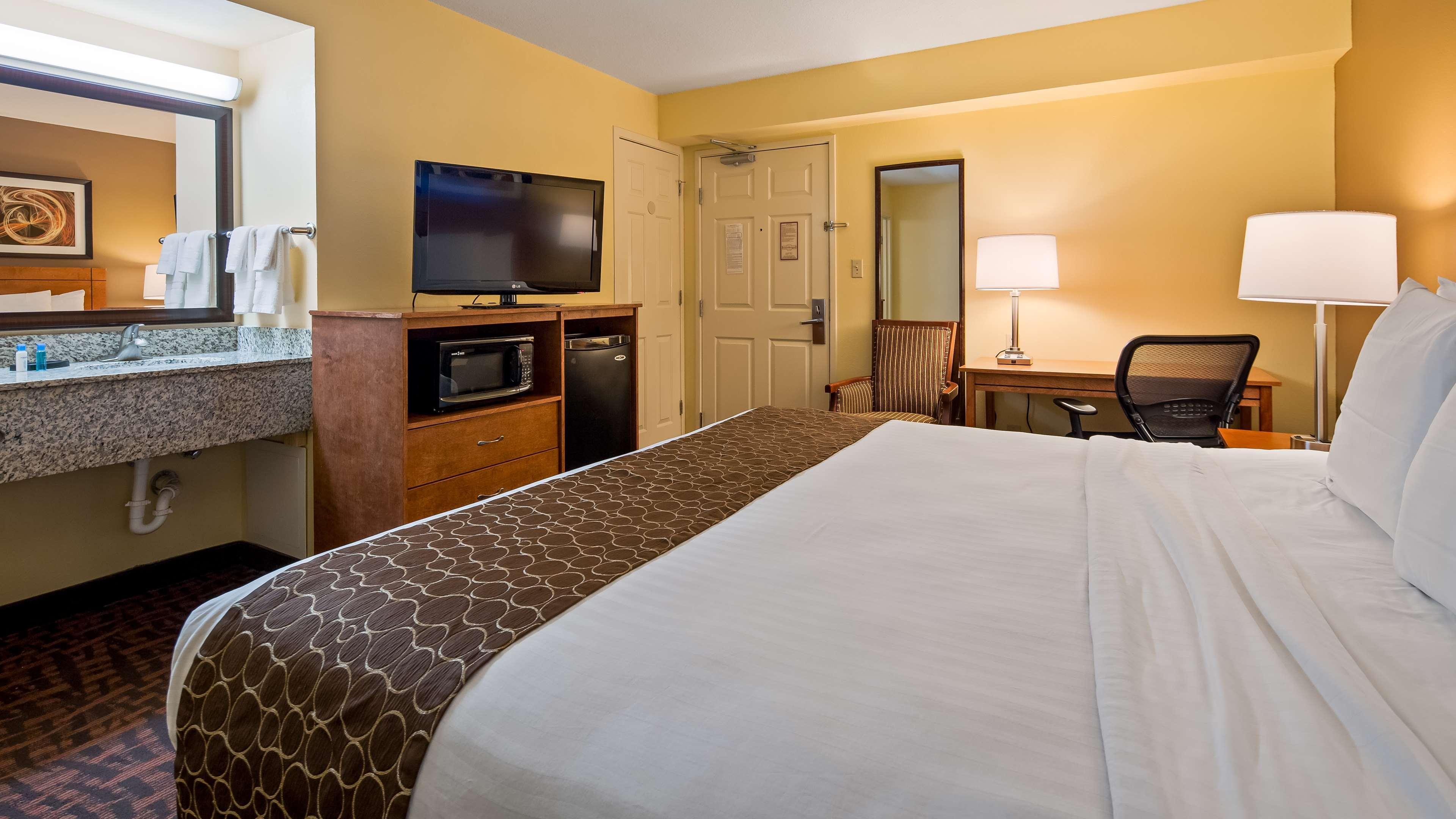 Western East & Hotel Louisville